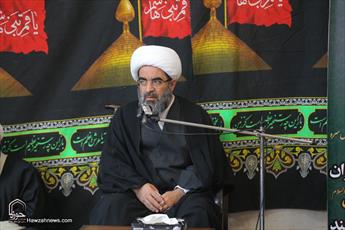زیر سوال بردن علم اصول مایه تاسف است