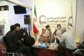 تصاویر/ غرفه خبرگزاری حوزه در هفتمین روز نمایشگاه مطبوعات-۲