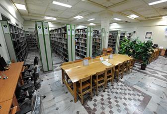 وچود بیش از ۵۵ هزار جلد کتاب در کتابخانه دفتر تبلیغات اسلامی اصفهان