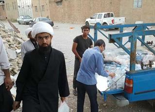 دومین گروه امدادرسانی طلاب کردستان وارد مناطق زلزله زده  شد