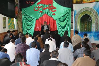 هدف مرکز خدمات تقویت جریان علمی حوزه‌های علمیه است