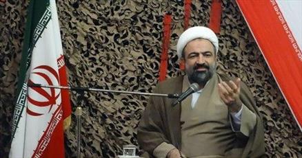 نارضایتی های  اجتماعی  ناشی از تفکر غیر انقلابی ها است