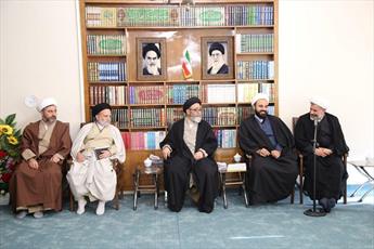 تشکیل مرکز خدمات حوزه های علمیه از برکات رهبر معظم انقلاب اسلامی است
