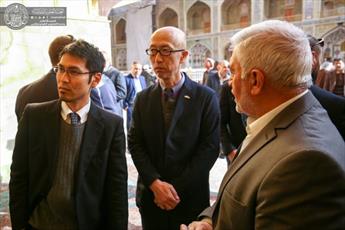 دیپلمات های ژاپنی از حرم امام علی(ع) بازدید کردند+تصاویر
