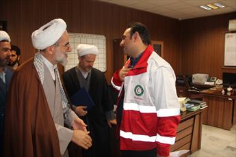 نیروهای امدادی هلال احمر نماد ایثارگری و خدمت بی منت به مردم