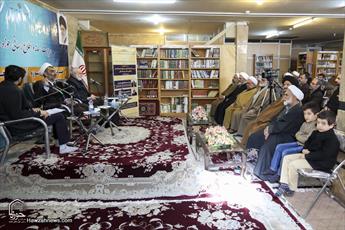 حاکمیت بانک ها در کشور نگران کننده است / اعتقاد به سرمایه سالاری غربی سبب واردات میلیون دلاری خودروی لوکس در کشور شده است