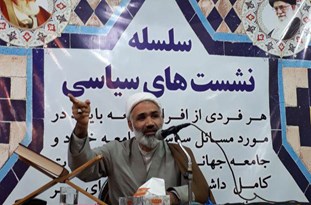 ۳۰۰ روحانی در قرارگاه خاتم‌الانبیاء(ص) فعالیت دارند/نظام اسلامی بدون تاثیرپذیری از توطئه‌ها به دستاوردهای بسیاری رسیده است