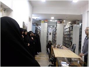 اختصاص میز پژوهش به محققان در کتابخانه نسخ خطی وزیری یزد