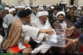 اعضای هیئت رئیسه مجمع نمایندگان طلاب انتخاب شدند