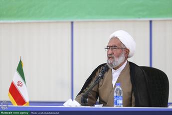 دشمن از فضای مجازی  برای نابودی اسلام بیشترین استفاده ها را می برد