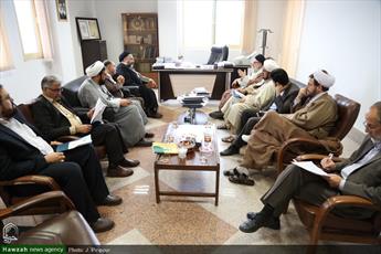 تصاویر/ نشست اعضای بنیاد پژوهش های آستان قدس رضوی با مدیران پژوهشکده نسب نبوی