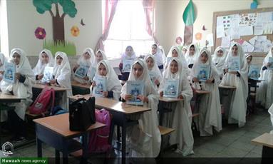 تصاویر/ مراسم «جشن شکرگزاری قرآن» دانش آموزان دختر به همت مبلغات حوزه علمیه تهران