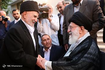 دیدار ۸ شاعر آذربایجان شرقی با مقام معظم رهبری