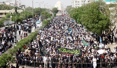 عزاداری مولای متقیان(ع) در شهر کراچی پاکستان+تصاویر