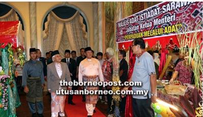 مسلمانان مالزی شیوه هدایت حضرت محمد(ص) را به دیگران نشان دهند