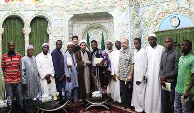 حضور جمعی از علمای اهل تسنن در حرم کریمه اهل‌بیت(س)