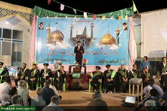 تصاویر/ جشنواره مردمی کرامت با حضور خادمان حضرت معصومه (س) در امامزاده بی بی زینب یزدل