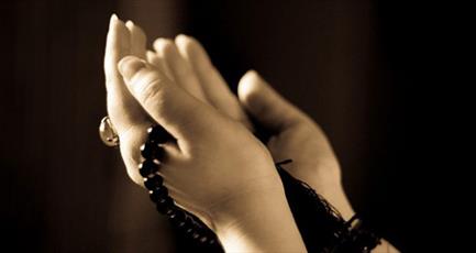 «دعا کردن» عامل بهبود روابط خانوادگی می باشد