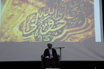 امروز بیعت با امیر المؤمنین یعنی بیعت با  ولی فقیه