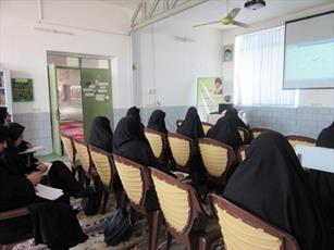 آموزش نرم افزارهای نور در مرکز تخصصی حضرت زهرا(س) میبد