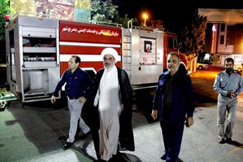 بازدید سرزده نماینده ولی فقیه در  بوشهر از ایستگاه های آتش نشانی