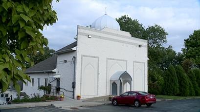 مسجدی در اوهایو با پذیرایی از  عموم مردم، اسلام را به آنها معرفی می‌کند