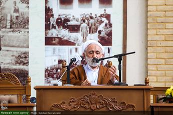 شهید مدرس در بعد علمی، عرفانی و عبادی هم ردیف مراجع زمان خود بود