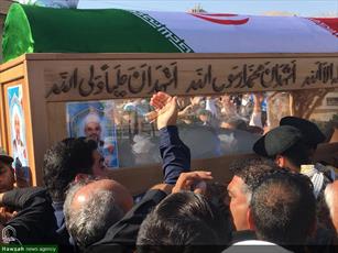 پیکر امام جمعه   کازرون  به خاک سپرده شد