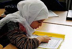 نگرانی نروژی‌ها از افزایش حجاب بین دختران خردسال