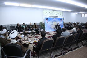 نشست مسئولان اصناف و مبلغین اماکن تجاری برگزار شد