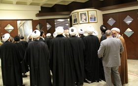 تصاویر بازدید گروهی از اساتید حوزه علمیه قم از دانشگاه اسلامی لبنان