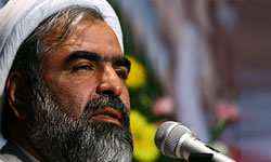 حسينيان خواستار برائت از موسوي و خاتمي به عنوان عاملان فتنه‌هاي اخير شد 