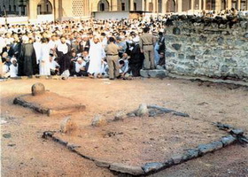 نشانی زخمی از غربت و مظلومیت شیعه!